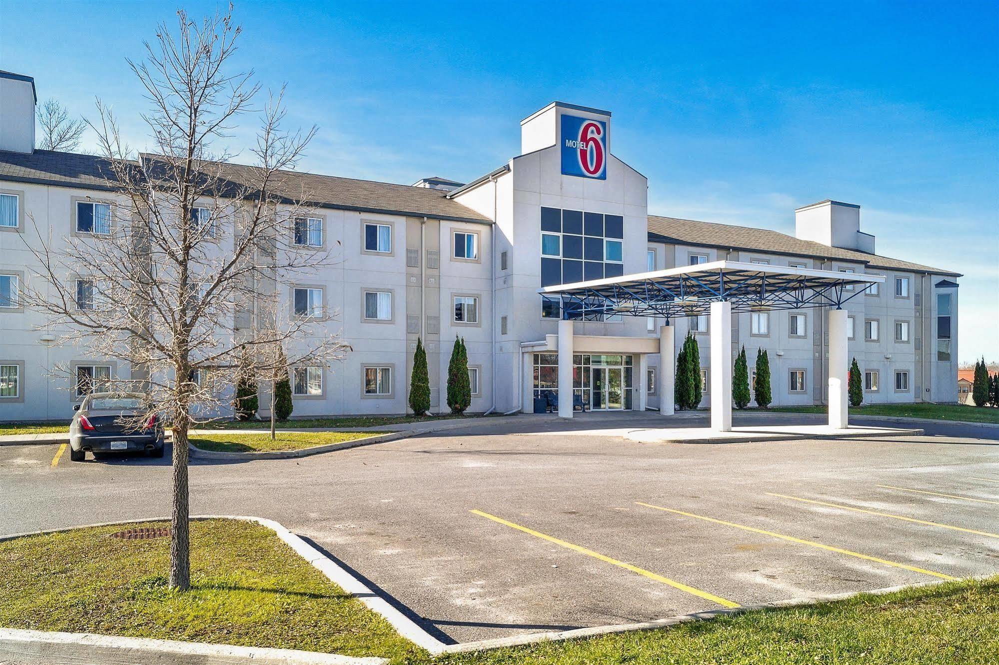 Motel 6-Peterborough, On Экстерьер фото